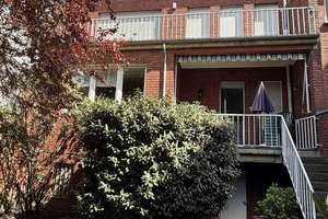 Neuss-Innenstadt: Großzügiges Stadthaus als Einfamilienhaus mit Einliegerwohnung und Garage – Die vollständige Adresse der Immobilie erhältst du vom Anbieter., 41460 Innenstadt, Neuss – Vorschaubild 1