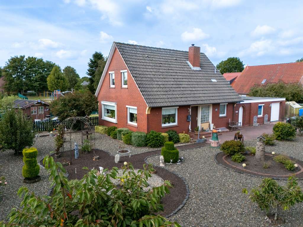 Immobilie in Hage - Gepflegte Immobilie mit Garage in zentraler Lage von Hage - Bild 4