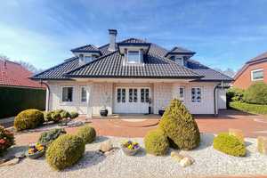 Wohnglück in Dörpen: Exquisiter Walmdachbungalow mit Charme und Komfort – Emsland (Kreis) – Vorschaubild 3