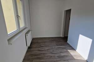 Frisch renoviert - komfortable City Wohnung mit Balkon - Leben im Domviertel! – Einsteinstr. 13, 39104 Altstadt, Magdeburg – Vorschaubild 3