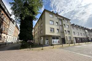 2 Mehrfamilienhäuser mit 14 WE, 1 Ladenlokal, mit hohem Mietsteigerungspotenzial