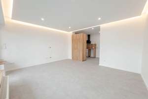 Kernsanierte Single-Wohnung mit Balkon