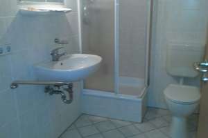 Gemütliche 2-Zimmer mit Dusche in beliebter Lage! TG mgl.!  – Olbernhauer Straße 16-18, 9125 Altchemnitz, Chemnitz – Vorschaubild 3