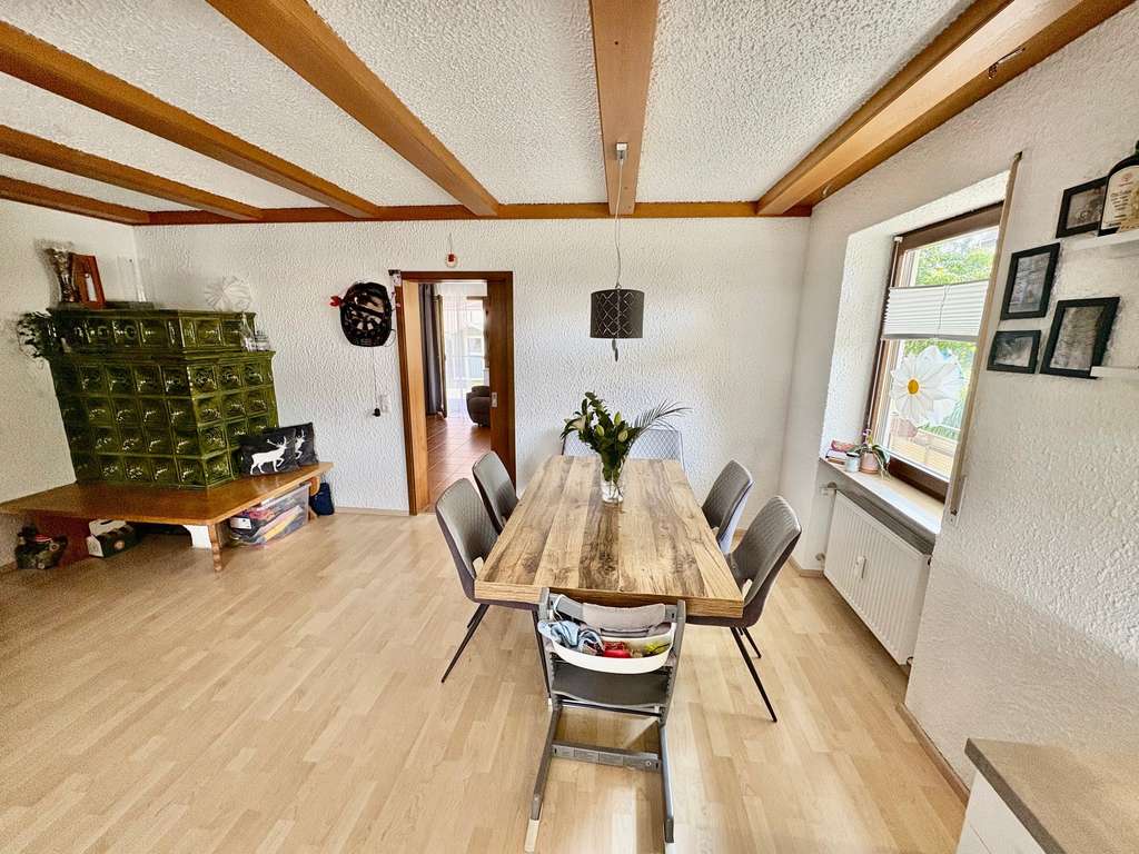 Immobilie in Wolfersdorf - Attraktives Haus! Selbstbezug und/oder Kapitalanlage...! - Bild 1