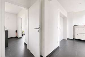 Neuwertiges Traumhaus mit Panoramaausblick und hervorragender Anbindung – Die vollständige Adresse der Immobilie erhältst du vom Anbieter., 37133 Friedland – Vorschaubild 8