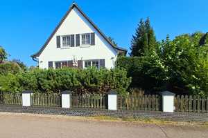 Stilvolles Einfamilienhaus in Top-Zustand – Pinneberg (Kreis) – Vorschaubild 1