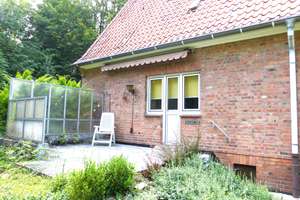 Charmantes, kleines, sanierungsbedürftiges Haus aus den 50`ern auf großem Grundstück. – Die vollständige Adresse der Immobilie erhältst du vom Anbieter., 22359 Volksdorf, Hamburg – Vorschaubild 11