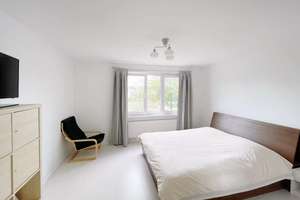Einziehen & wohlfühlen – 4 Zimmer mit Carport – Die vollständige Adresse der Immobilie erhältst du vom Anbieter., 22143 Rahlstedt, Hamburg – Vorschaubild 8
