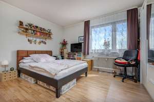 Gepflegte 2-Zimmer-Eigentumswohnung mit Balkon, Stellplatz und Aufzug in Wiesbaden-Delkenheim – Die vollständige Adresse der Immobilie erhältst du vom Anbieter., 65205 Delkenheim, Wiesbaden – Vorschaubild 5