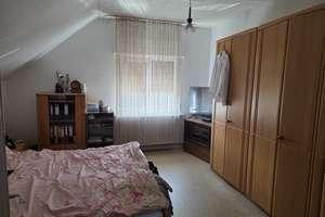 Mehrfamilienhaus mit großem Garten und 5 Garagen im Zentrum von Remscheid – Die vollständige Adresse der Immobilie erhältst du vom Anbieter., 42853 Kremenholl, Remscheid – Vorschaubild 5