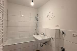 3-Zimmer-Wohnung mit schönen Ausblick – Gerhart-Hauptmann-Ring 70, 81737 Neuperlach, München – Vorschaubild 7