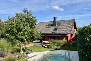 Stilvolles freistehendes Einfamilienhaus in bester Lage