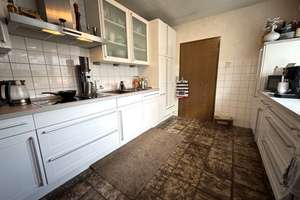 Winkel-Bungalow mit Einliegerwohnung und Garagen in idyllischer Waldrandlage von Wassenberg – Die vollständige Adresse der Immobilie erhältst du vom Anbieter., 41849 Wassenberg – Vorschaubild 8