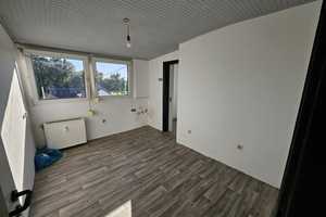 650 € - 90 m² - 3.0 Zi. Charmante  Altbau Dachgeschosswohnung in bester innenstadt Lage, – Marsstraße 50, 46509 Wesel (Kreis) – Vorschaubild 4