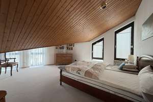 Herrliche Penthouse-Maisonette Wohnung mit Galerie, Kamin und Dachterrasse – Die vollständige Adresse der Immobilie erhältst du vom Anbieter., 93049 Westenviertel, Regensburg – Vorschaubild 7