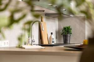 Bezugsbereite, lichterfüllte 4-Zimmer-Altbauwohnung mit Wohnküche und Balkonen – Die vollständige Adresse der Immobilie erhältst du vom Anbieter., 81677 Steinhausen, München – Vorschaubild 10