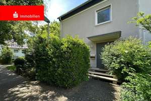 Reihenendhaus in Harheim mit großem Garten – Die vollständige Adresse der Immobilie erhältst du vom Anbieter., 60437 Harheim, Frankfurt am Main – Vorschaubild 1