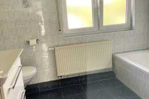 Freundliches und modernisiertes 5-Raum-Reihenhaus mit EBK in Offenau – Heilbronn (Kreis) – Vorschaubild 2