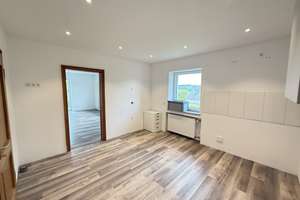 Repräsentatives Haus mit 278 m², 11 Zimmern, Einliegerwohnung, Terrassen, Garten & Weitblick – moder – St,-Gabriel - Weg 7, 88364 Wolfegg – Vorschaubild 8