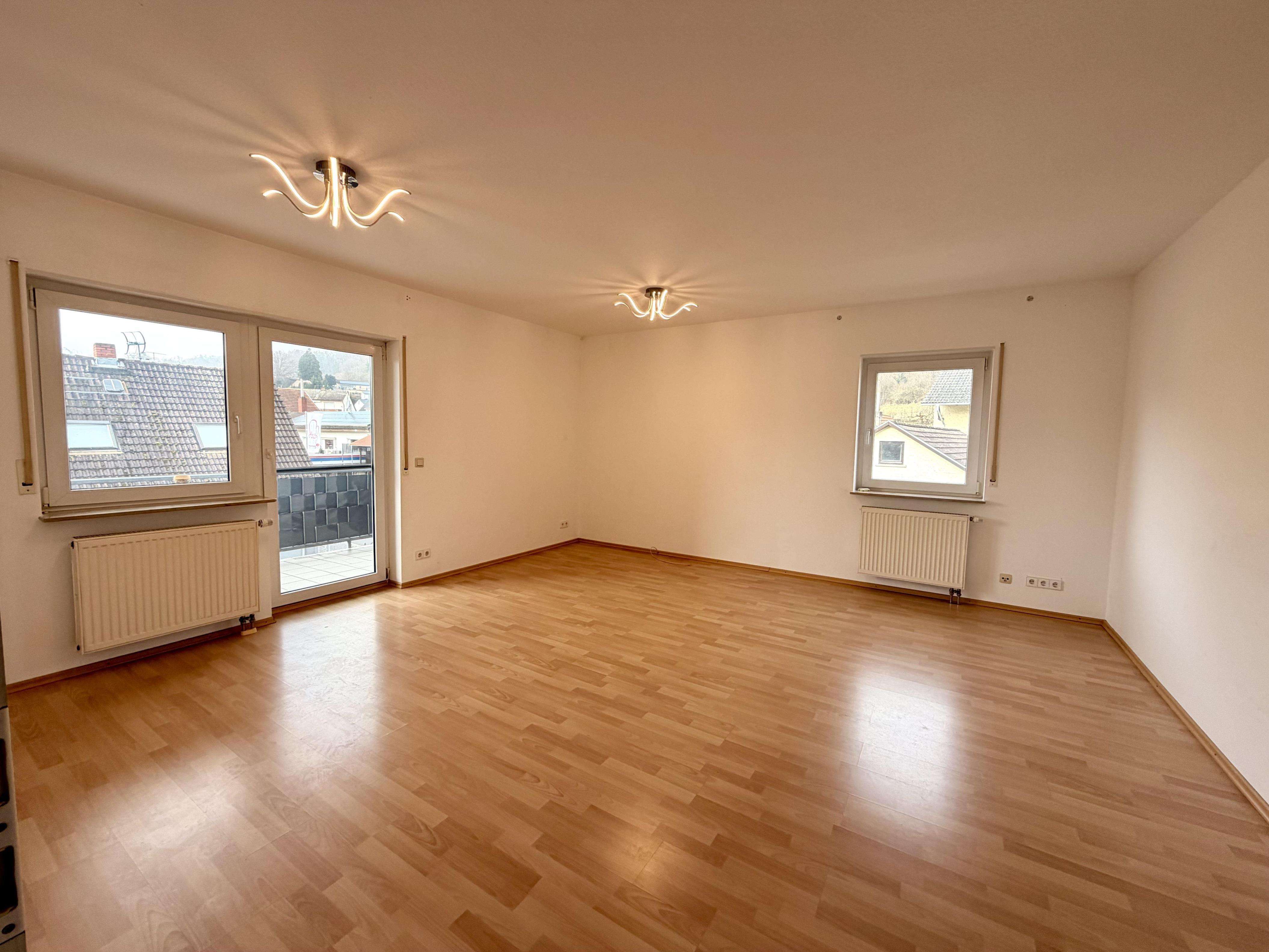 Immobilie in Lautertal - Helle Eigentumswohnung mit Balkon, Abendsonne & zwei Stellplätzen  - Bild 10