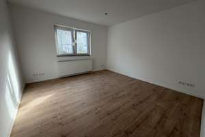 RS-Hasten, neu sanierte 3 Zimmer Wohnung – Hermann-Löns Str. 36, 42855 Schöne Aussicht, Remscheid – Vorschaubild 2