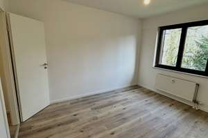 3-Zimmer-Wohnung mit Balkon in Mönchengladbach zu vermieten – Die vollständige Adresse der Immobilie erhältst du vom Anbieter., 41061 Am Wasserturm, Mönchengladbach – Vorschaubild 8