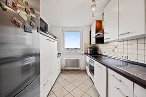 Attraktive 2-Zimmer-Wohnung mit Loggia, Außenstellplatz und Aussicht – Die vollständige Adresse der Immobilie erhältst du vom Anbieter., 72760 Reutlingen-Mitte, Reutlingen – Vorschaubild 12