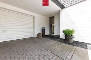 Das perfekte Zuhause: Großzügige DHH mit sehr großer Garage, Kamin, Einbauküche, Sauna und Garten – Die vollständige Adresse der Immobilie erhältst du vom Anbieter., 41516 Grevenbroich – Vorschaubild 2