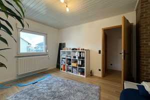 Freistehendes 1-2 Familienhaus mit Pool, Doppelgarage und Photovoltaikanlage in Ludwigshafen – Ludwigshafen am Rhein – Vorschaubild 28