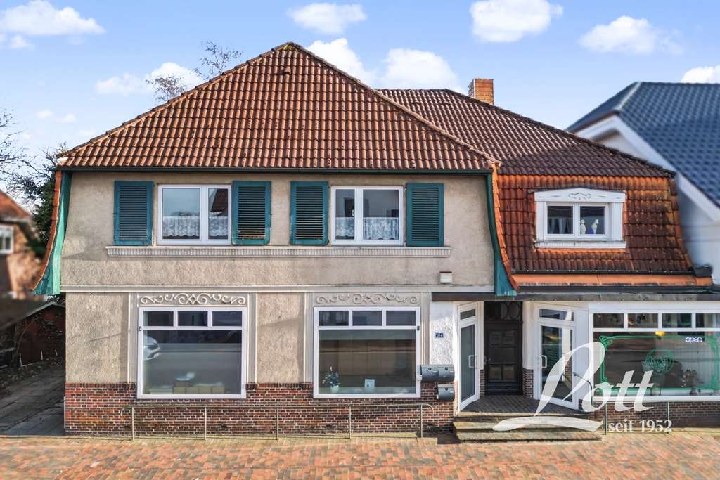 Immobilie in Apen - +++ Historisches Wohn- und Geschäftshaus in frequentierter Ortskernlage in Apen +++ - Bild 1