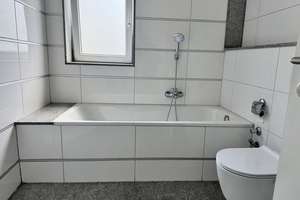 Helle 3-Zimmer Erdgeschosswohnung mit großzügiger Terrasse in Düsseldorf-Rath – Oberrather Straße 38, 40472 Rath, Düsseldorf – Vorschaubild 6