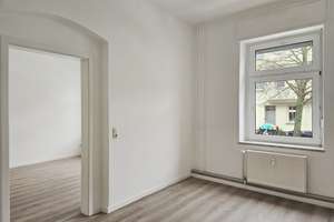 Mit Video: Praktische Hochparterre-Wohnung mit Tageslichtbad – Otto-Richter-Straße 40, 39116 Sudenburg, Magdeburg – Vorschaubild 7