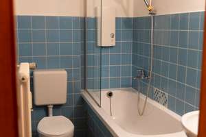 Helle 1-Zimmer-Wohnung mit Einbauküche in Essen-Holsterhausen – ab sofort – Die vollständige Adresse der Immobilie erhältst du vom Anbieter., 41547 Holsterhausen, Essen – Vorschaubild 8