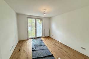 Hochwertig kernsanierte 3-Zimmerwohnung mit Balkon in Uni-Nähe – ideal für Singles, Paare, Studenten – Düsseldorf – Vorschaubild 1