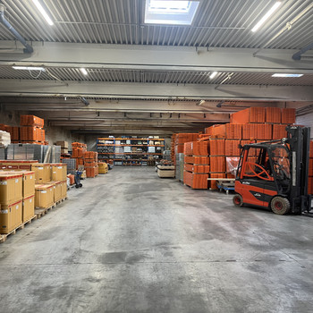 Ca. 1.500 qm Lagerfläche | ebenerdig | Ca. 7,00 m UKB