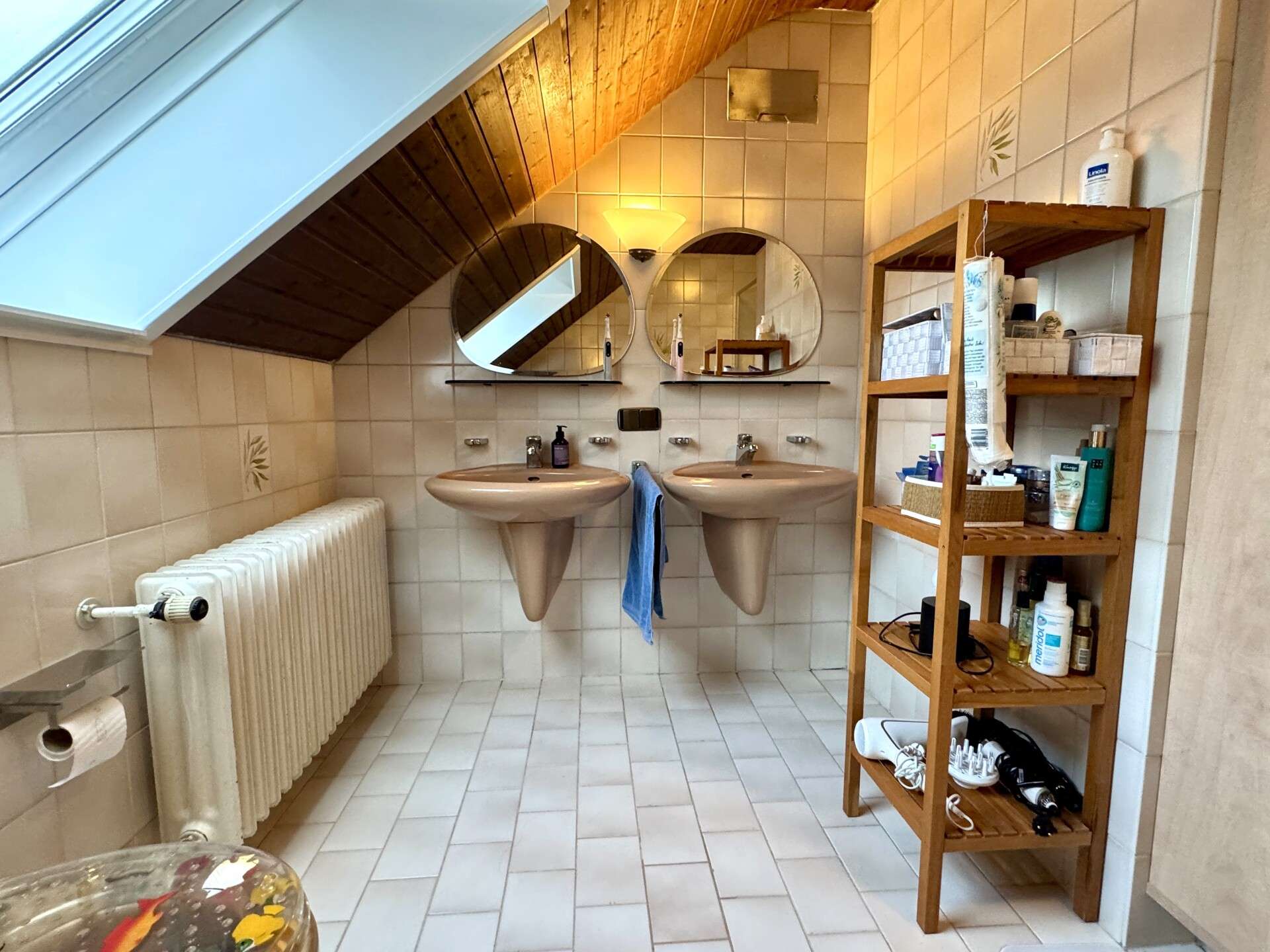 Immobilie in Rammingen - Familienfreundliche Doppelhaushälfte in Rammingen mit großzügigem Garten, Garage und Stellplatz! - Bild 3