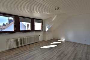 Helle Wohnung im DG #11 – Die vollständige Adresse der Immobilie erhältst du vom Anbieter., 46047 Borbeck, Oberhausen – Vorschaubild 2