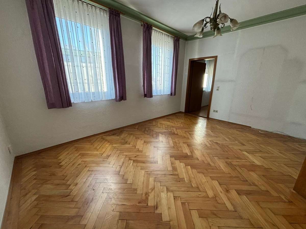 Immobilie in Weingarten - Großzügige 4-Zimmer-Wohnung in zentraler Lage von Weingarten - Bild 10