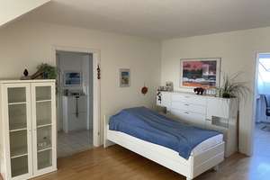 Charmante 1,5-Zimmerwohnung in ruhiger Lage mit großer Küche & Balkon – Drachenfelsstraße 8, 80997 Allach, München – Vorschaubild 3