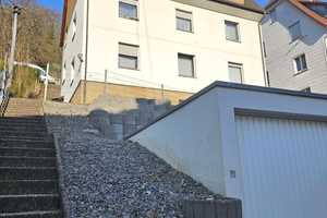 Schramberg: KAPITALANLER aufgepasst: 3 - Fam.-Mietshaus + 4 Garagen – Rottweil (Kreis) – Vorschaubild 1