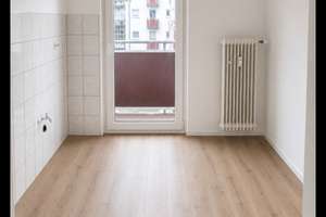 Sanierte 2 Zimmer Wohnung in ruhiger Lage – Gluckstraße 2, 68165 Schwetzingerstadt/Oststadt, Mannheim – Vorschaubild 3