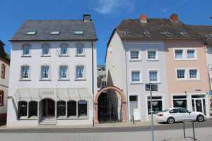 TOPLAGE - 2 attraktive Wohn- & Geschäftshäuser & große Halle – Bernkastel-Wittlich (Kreis) – Vorschaubild 3