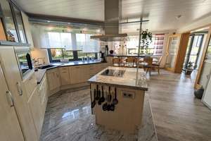 -Maklerfrei- Top gepflegtes, komfortables Familienhaus mit nachhaltiger Technik und Traumgarten – Die vollständige Adresse der Immobilie erhältst du vom Anbieter., 95497 Goldkronach – Vorschaubild 13