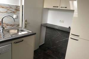 Studenten aufgepasst Stilvolle 3-Zimmer-Dachgeschosswohnung in Stuttgart – Straßburgerstr. 56, 70435 Zuffenhausen-Hohenstein, Stuttgart – Vorschaubild 8