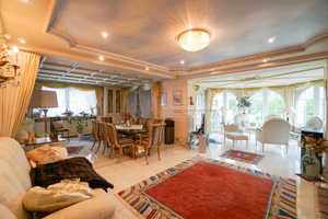 Mehrfamilien- / Generationenhaus mit bis zu 4 Whg. - 15m Pool und Sauna – Lindau (Bodensee) (Kreis) – Vorschaubild 2