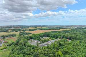 EFH mit überdachtem Pool in Alleinlage // Rügen // Großer Garten // Preis-Leistungs-Highlight – Rügen (Kreis) – Vorschaubild 2