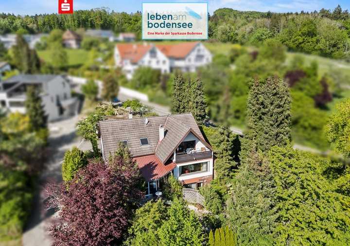 Großzügiges Einfamilienhaus mit Einliegerwohnung in bevorzugter Wohnlage