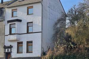 Mitten im Zentrum - mit Garten - Einbauküche enthalten,