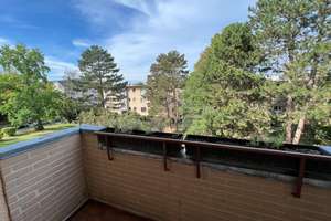  2-Zimmer-Wohnung mit Balkon, Berlin-Marienfelde