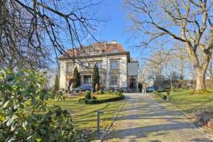Exklusive Jugendstil-Villa – Historischer Charme trifft auf luxuriösen Wohnkomfort – Die vollständige Adresse der Immobilie erhältst du vom Anbieter., 95028 Innenstadt, Hof – Vorschaubild 1